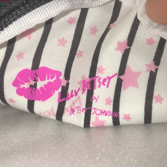 NWT Betsey Johnson Hoy Pink Bunny Purse/wristlet - Picture 7 of 10